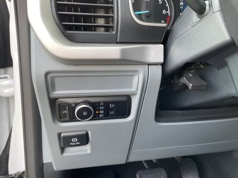 Used 2023 Ford F150 XLT image 26