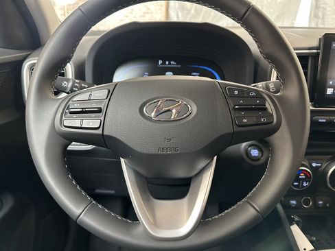 New 2026 Hyundai Venue SEL FWD image 17