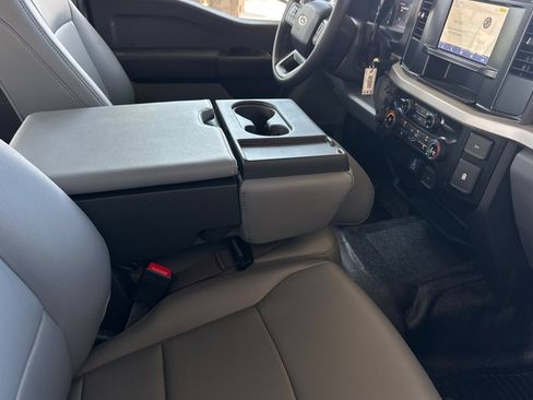 New 2026 Ford F250 XL w/ XL Chrome Package AWD/4WD image 15