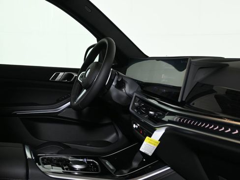 New 2026 BMW X5 xDrive40i w/ M Sport Package image 32