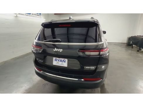 Used 2021 Jeep Grand Cherokee L Limited w/ Trailer Tow Group (B) image 8
