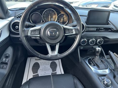 Used 2020 MAZDA MX-5 Miata RF Grand Touring RWD image 15