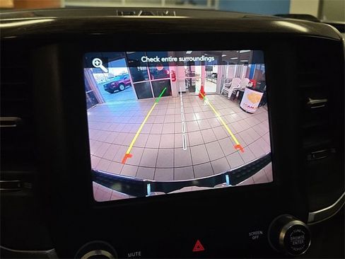 Used 2020 RAM 1500 Laramie image 17