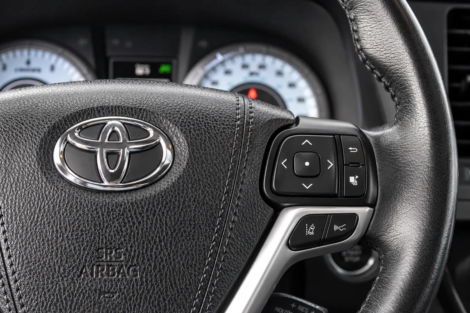 Used 2018 Toyota Sienna SE w/ SE Preferred Package FWD image 18