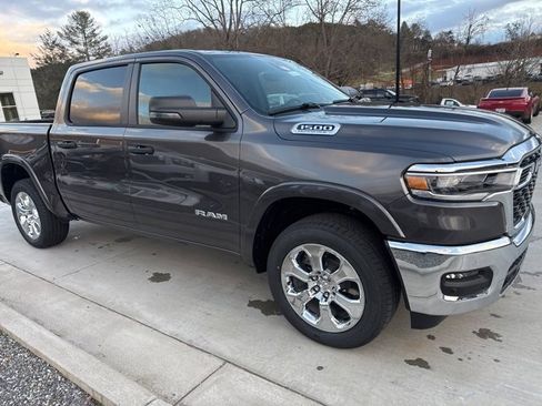 New 2026 RAM 1500 4x4 Crew Cab image 2
