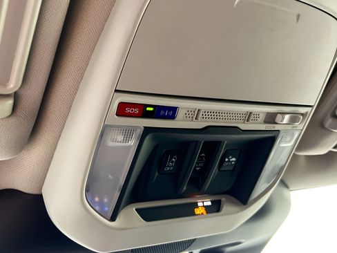 Used 2023 Subaru Forester Premium image 22