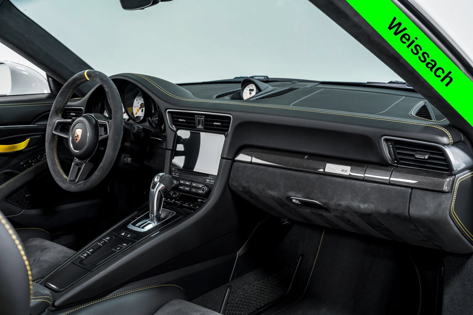 Used 2018 Porsche 911 GT2 RS RWD image 33