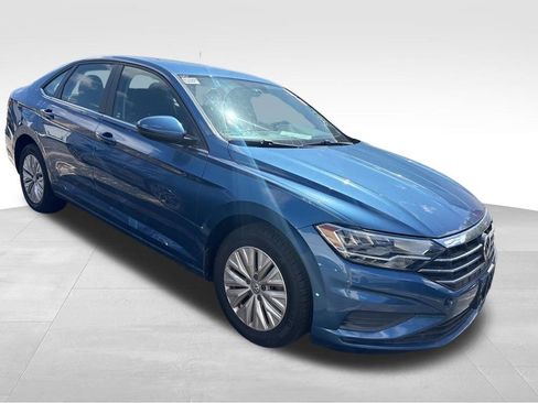 Used 2019 Volkswagen Jetta S w/ Driver Assistance Package FWD image 8