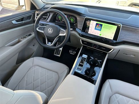 New 2026 Volkswagen Atlas SEL Premium R-Line image 10