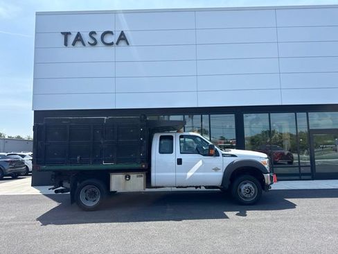 Used 2016 Ford F550 4x4 SuperCab Super Duty image 2