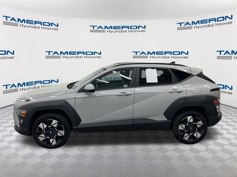Used 2024 Hyundai Kona SEL AWD/4WD image 2