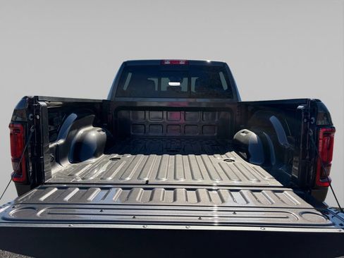 New 2026 RAM 3500 Tradesman AWD/4WD image 16