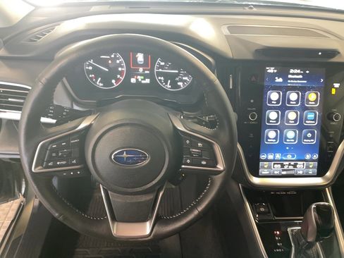 Used 2025 Subaru Outback Limited image 17
