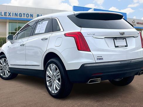 Used 2019 Cadillac XT5 Premium Luxury image 2