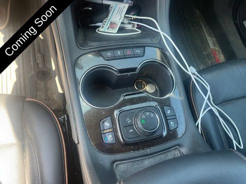 Used 2023 GMC Acadia AT4 w/ Technology Package AWD/4WD image 23