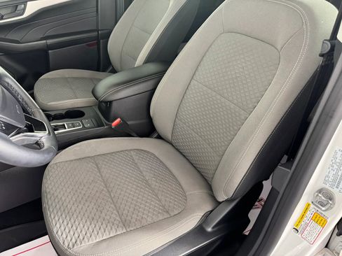 Used 2021 Ford Escape SE w/ Convenience Package image 33