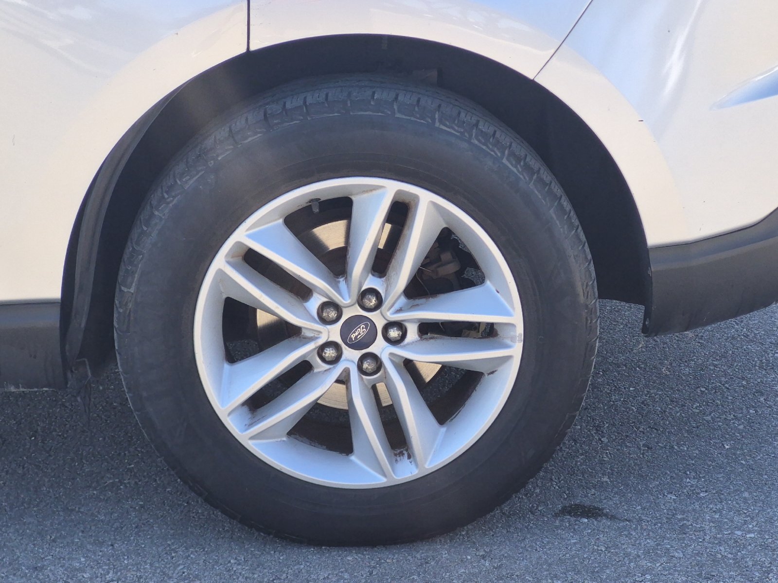 Used 2018 Ford Edge SEL w/ Equipment Group 201A FWD image 23