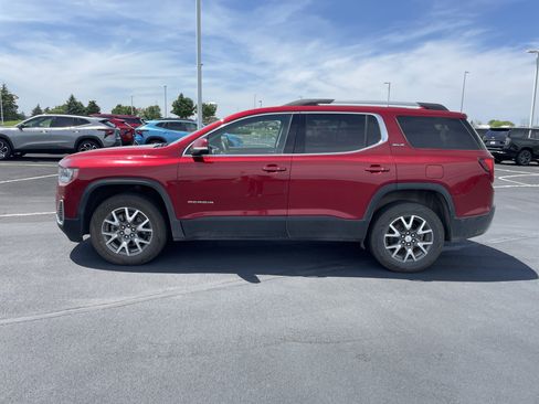 Used 2022 GMC Acadia SLE w/ Driver Convenience Package AWD/4WD image 2