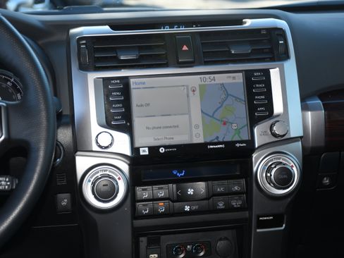 Used 2023 Toyota 4Runner Limited image 17