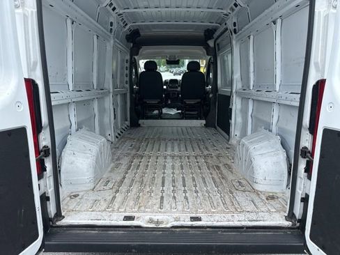 Used 2023 RAM ProMaster 2500 FWD image 10