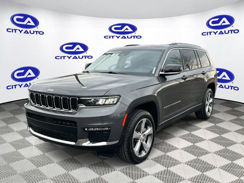 Used 2022 Jeep Grand Cherokee L Limited image 9
