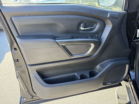 Used 2024 Nissan Titan PRO-4X w/ Pro-4x Convenience Package image 26
