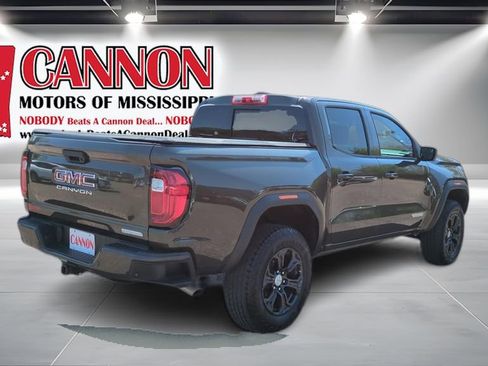 Used 2024 GMC Canyon Elevation w/ Elevation Premium Package RWD image 5