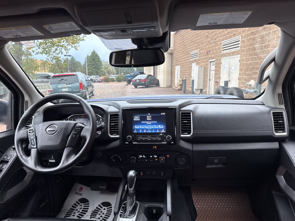 Used 2022 Nissan Frontier SV w/ SV Premium Package AWD/4WD image 27
