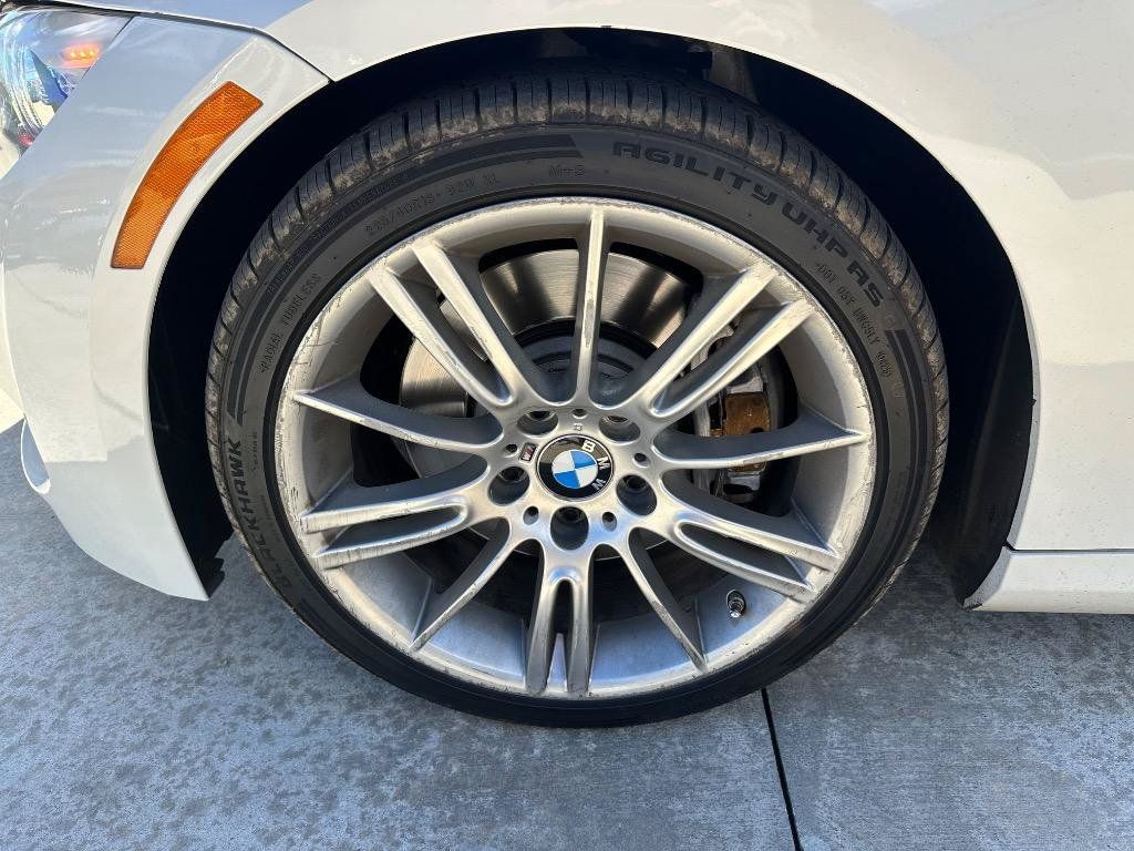 Used 2013 BMW 335i Convertible RWD image 19