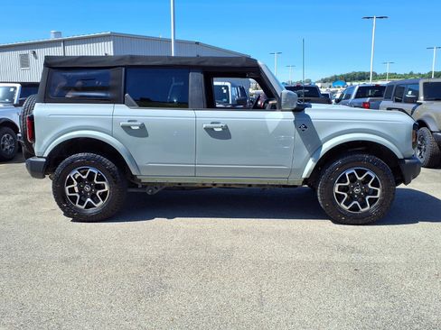 Used 2022 Ford Bronco Outer Banks AWD/4WD image 6