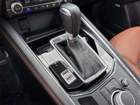 Certified 2025 MAZDA CX-5 Carbon Edition image 55