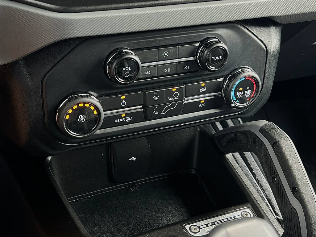 Used 2022 Ford Bronco Big Bend AWD/4WD image 37
