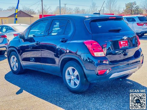 Used 2019 Chevrolet Trax LS w/ Tint and Cruise Package image 5