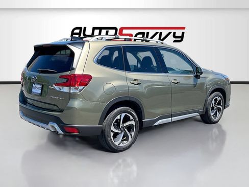 Used 2024 Subaru Forester Touring w/ Pop Package 2 AWD/4WD image 7