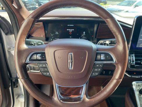 Used 2019 Lincoln Navigator L Black Label w/ Cargo Package AWD/4WD image 22