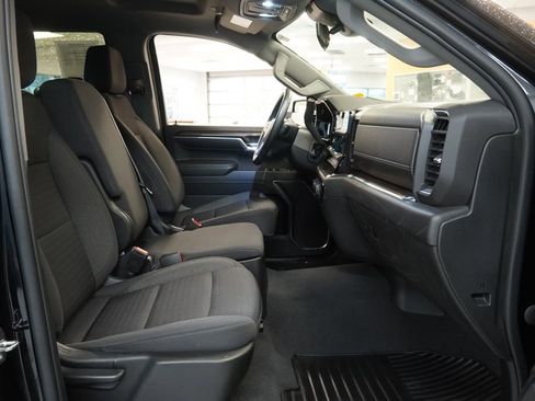 Used 2023 Chevrolet Silverado 1500 LT AWD/4WD image 34