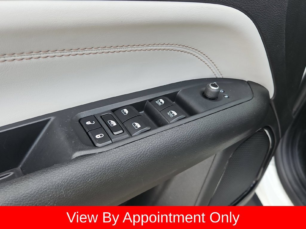 Used 2025 Jeep Compass Limited AWD/4WD image 13