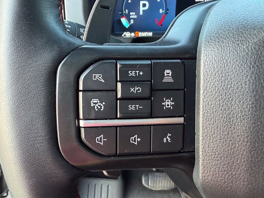 Used 2025 Ford F150 Raptor AWD/4WD image 37