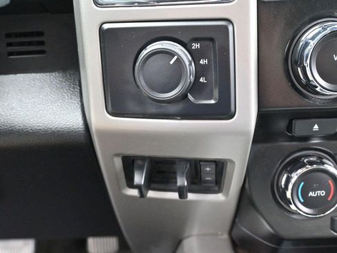 Used 2017 Ford F350 Lariat AWD/4WD image 23