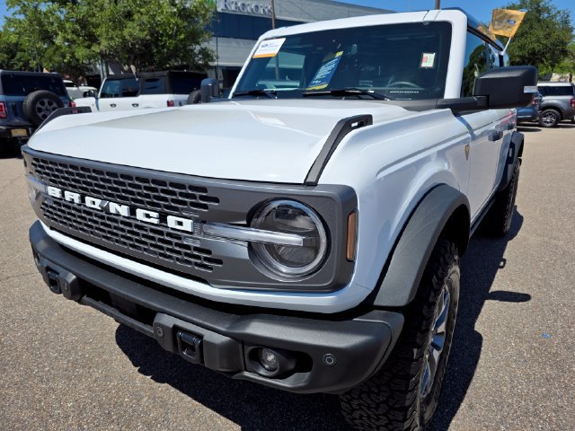 Certified 2025 Ford Bronco Badlands AWD/4WD image 4