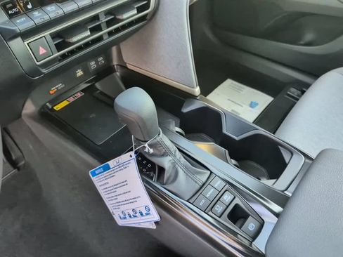 Used 2026 Toyota Camry LE w/ Convenience Package AWD/4WD image 20