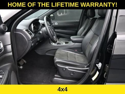 Used 2020 Jeep Grand Cherokee Altitude AWD/4WD image 14