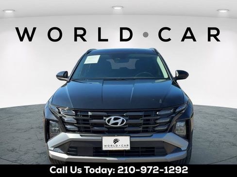 Certified 2025 Hyundai Tucson SEL FWD image 2