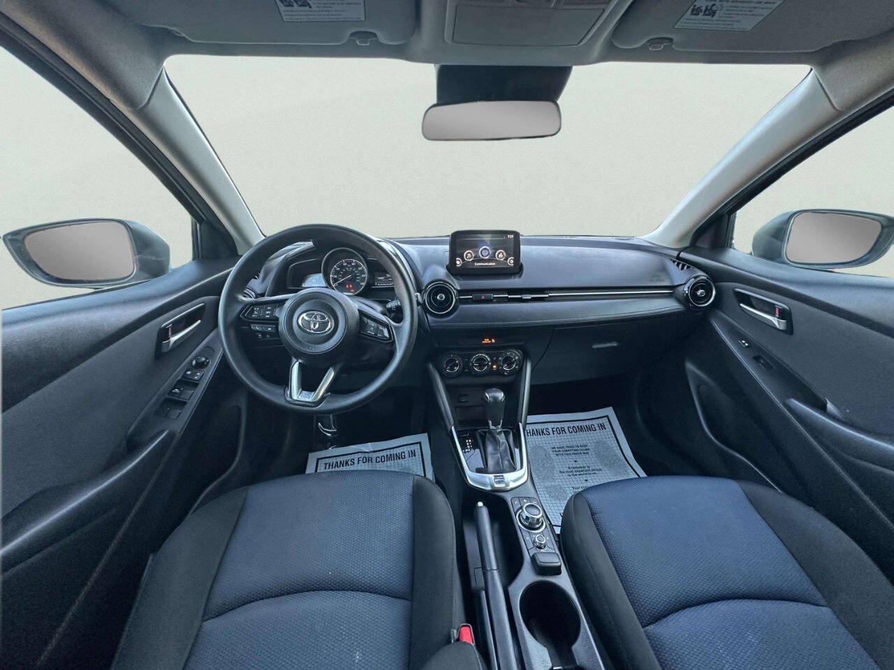 Used 2019 Toyota Yaris LE FWD image 18