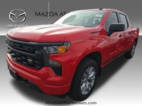 Used 2022 Chevrolet Silverado 1500 Custom image 10