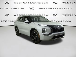 Used 2022 Mitsubishi Outlander SEL video 2
