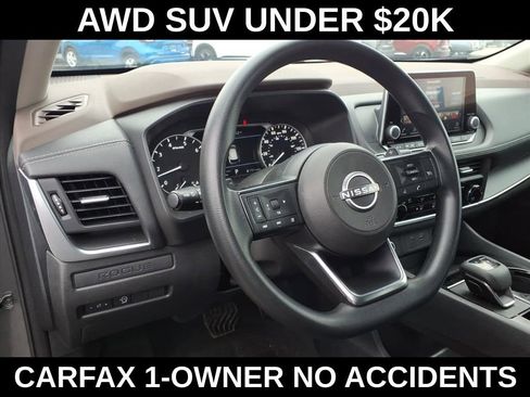 Used 2023 Nissan Rogue S image 16