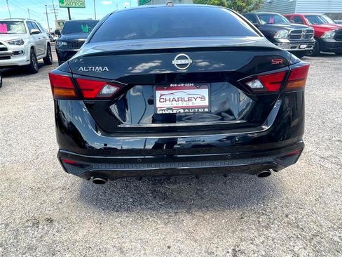 Used 2024 Nissan Altima 2.5 SR w/ SR Premium Package image 8