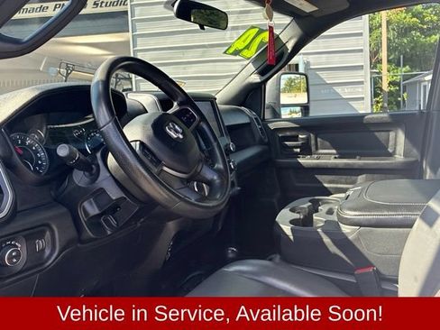 Used 2024 RAM 2500 Tradesman w/ Chrome Appearance Group AWD/4WD image 10