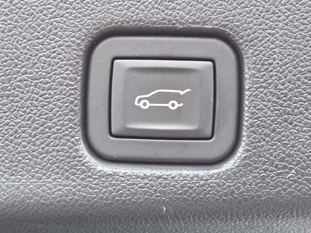 Used 2024 GMC Acadia Denali w/ Super Cruise Package FWD image 24